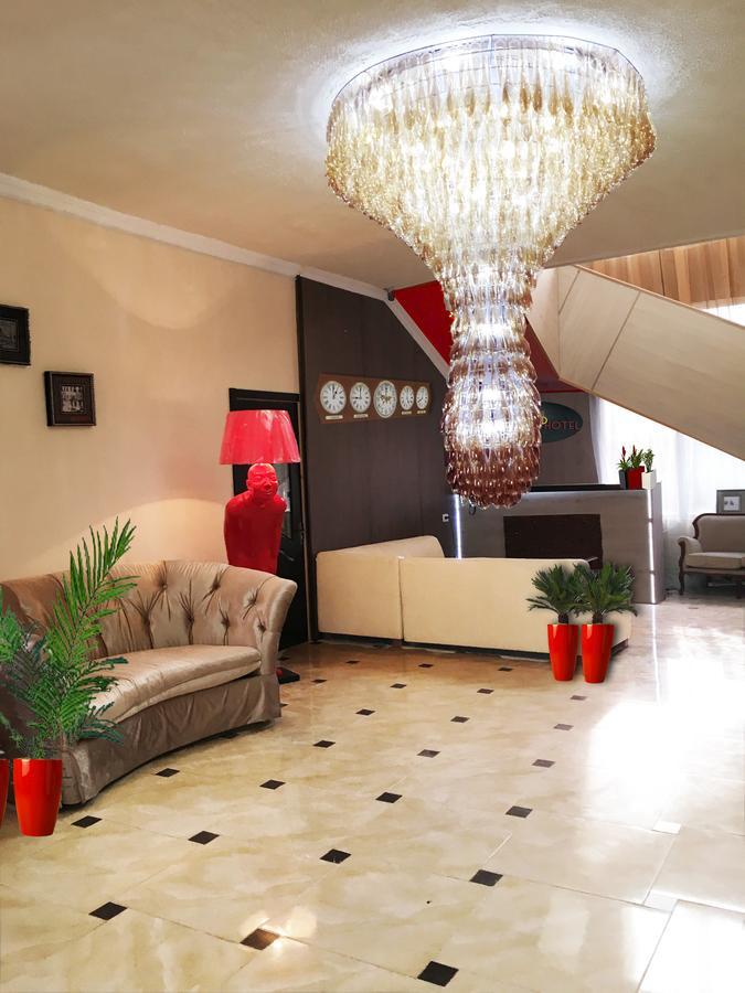 Hotel David Samtredia Extérieur photo